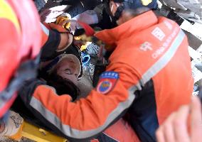 TÜRKIYE-HATAY-EARTHQUAKES-CHINESE RESCUE TEAM-WOMAN SURVIVOR-RESCUE