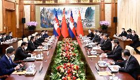 CHINA-BEIJING-XI JINPING-CAMBODIAN PM-HUN SEN-MEETING (CN)