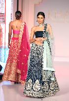 SRI LANKA-KANDY-FASHION SHOW