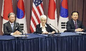 Japan-U.S.-S. Korea diplomatic talks