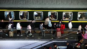 #CHINA-SPRING FESTIVAL TRAVEL RUSH-CONCLUSION (CN)