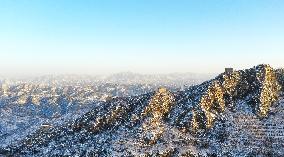 CHINA-BEIJING-GREAT WALL-SNOW SCENERY (CN)