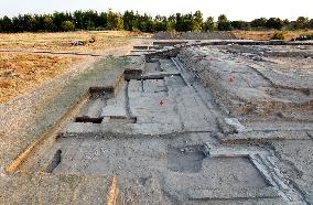CHINA-INNER MONGOLIA-ANCIENT IMPERIAL CITY-BUILDING RUINS-DISCOVERY (CN)
