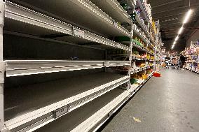 Xinhua Headlines: China calls for resuming peace talks to resolve Ukraine crisis