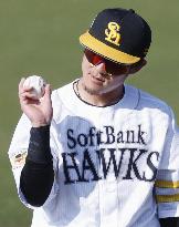 Baseball: SoftBanks Hawks player Makihara