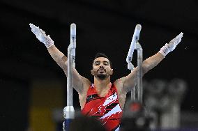 (SP)QATAR-DOHA-FIG-GYMNASTICS-WORLD CUP-PARALLEL BARS
