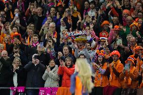 (SP)NETHERLANDS-HEERENVEEN-WORLD SPEED SKATING CHAMPIONSHIPS-1000M WOMEN