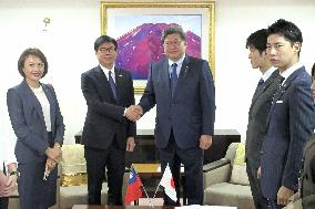 Taiwan's Kaohsiung mayor and Japan's LDP policy chief