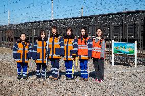 CHINA-HEILONGJIANG-RAILWAY-FEMALE INSPECTORS (CN)