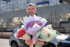 RUSSIA-VLADIVOSTOK-INT'L WOMEN'S DAY-FLOWERS