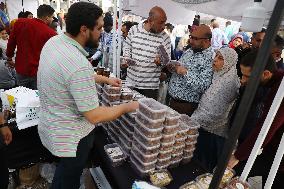 EGYPT-GIZA-DATE FESTIVAL