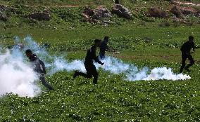 MIDEAST-BEIT DAJAN-CLASHES