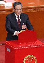 China ruling party's No. 2 leader Li Qiang elected premier