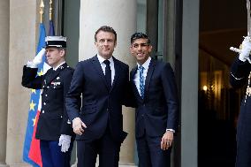 FRANCE-PARIS-PRESIDENT-BRITISH PM-MEETING