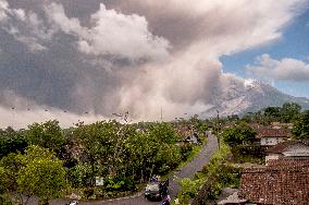 INDONESIA-YOGYAKARTA-MOUNT MERAPI-ERUPTION