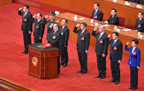 (TWO SESSIONS)CHINA-BEIJING-NPC-CONSTITUTION-PLEDGING ALLEGIANCE (CN)