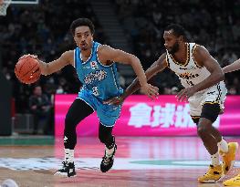 (SP)CHINA-SHENYANG-BASKETBALL-CBA LEAGUE-LIAONING VS NINGBO (CN)