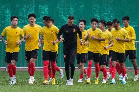 (SP)CHINA-GUANGZHOU-FOOTBALL-CHINESE MEN'S NATIONAL TEAM-TRAINING (CN)