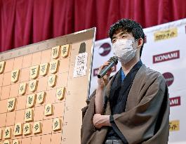 Fujii wins 6th shogi title