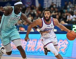 (SP)CHINA-TIANJIN-BASKETBALL-CBA LEAGUE-TIANJIN VS QINGDAO (CN)