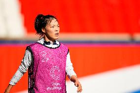 (SP)FRANCE-PARIS-FOOTBALL-UEFA WOMEN'S CHAMPIONS LEAGUE-TRAINING