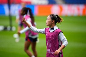 (SP)FRANCE-PARIS-FOOTBALL-UEFA WOMEN'S CHAMPIONS LEAGUE-TRAINING