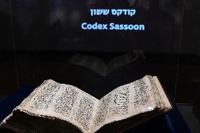 ISRAEL-TEL AVIV-HEBREW BIBLE MANUSCRIPT-DISPLAY