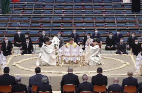 Sumo ring purification ceremony