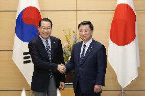S. Korea's unification minister in Japan