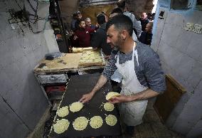 MIDEAST-NABLUS-RAMADAN-SWEETS