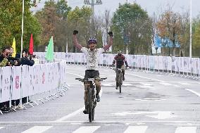 (SP)CHINA-ANHUI-YIXIAN-CYCLING (CN)