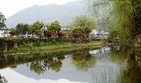 (SP)CHINA-ANHUI-YIXIAN-CYCLING (CN)