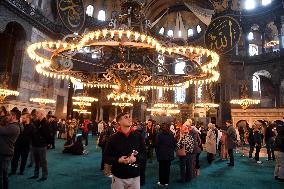 TÜRKIYE-ISTANBUL-TOURISM