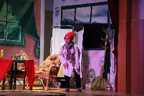 MIDEAST-GAZA CITY-THEATER-PERFORMANCE