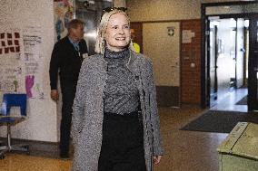 Chairperson of The Finns Party Riikka Purra voting during parliamentary elections