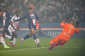 (SP)FRANCE-PARIS-FOOTBALL-LEAGUE 1-PSG VS OL