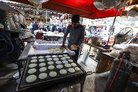 EGYPT-CAIRO-RAMADAN-TRADITIONAL DESSERTS