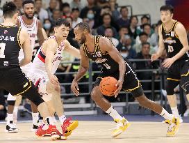 (SP)CHINA-GUANGZHOU-BASKETBALL-CBA LEAGUE-GUANGZHOU VS LIAONING (CN)