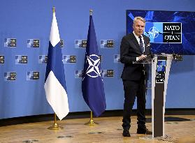 Naton ulkoministerit tapaavat Brysselissä