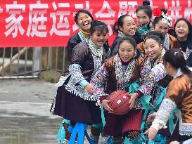 (SP)CHINA-GUANGXI-RONGSHUI-MIAO VILLAGE-BASKETBALL (CN)