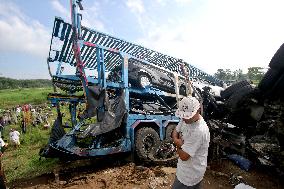 INDONESIA-CENTRAL JAVA-TOLL ROAD-MULTIPLE COLLISION