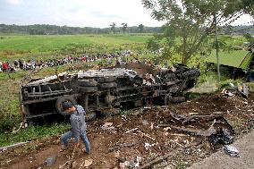 INDONESIA-CENTRAL JAVA-TOLL ROAD-MULTIPLE COLLISION