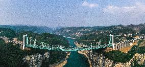 CHINA-GUIZHOU-EXPRESSWAY-BRIDGE(CN)