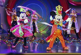 Tokyo Disneyland marks 40th anniv. of opening