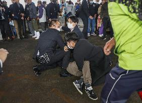 Japan PM Kishida unhurt after smoke bomb thrown during campaigning