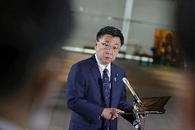 Japan PM Kishida unhurt after cylindrical object thrown during campaigning