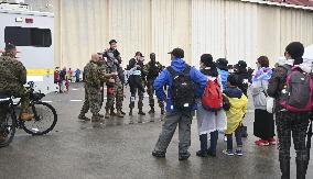 U.S. Iwakuni base opens on U.S.-Japan friendship day