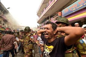 BANGLADESH-DHAKA-MARKET-FIRE