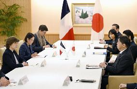 Japan-France talks