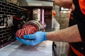 TÜRKIYE-ISTANBUL-MEAT PRICES